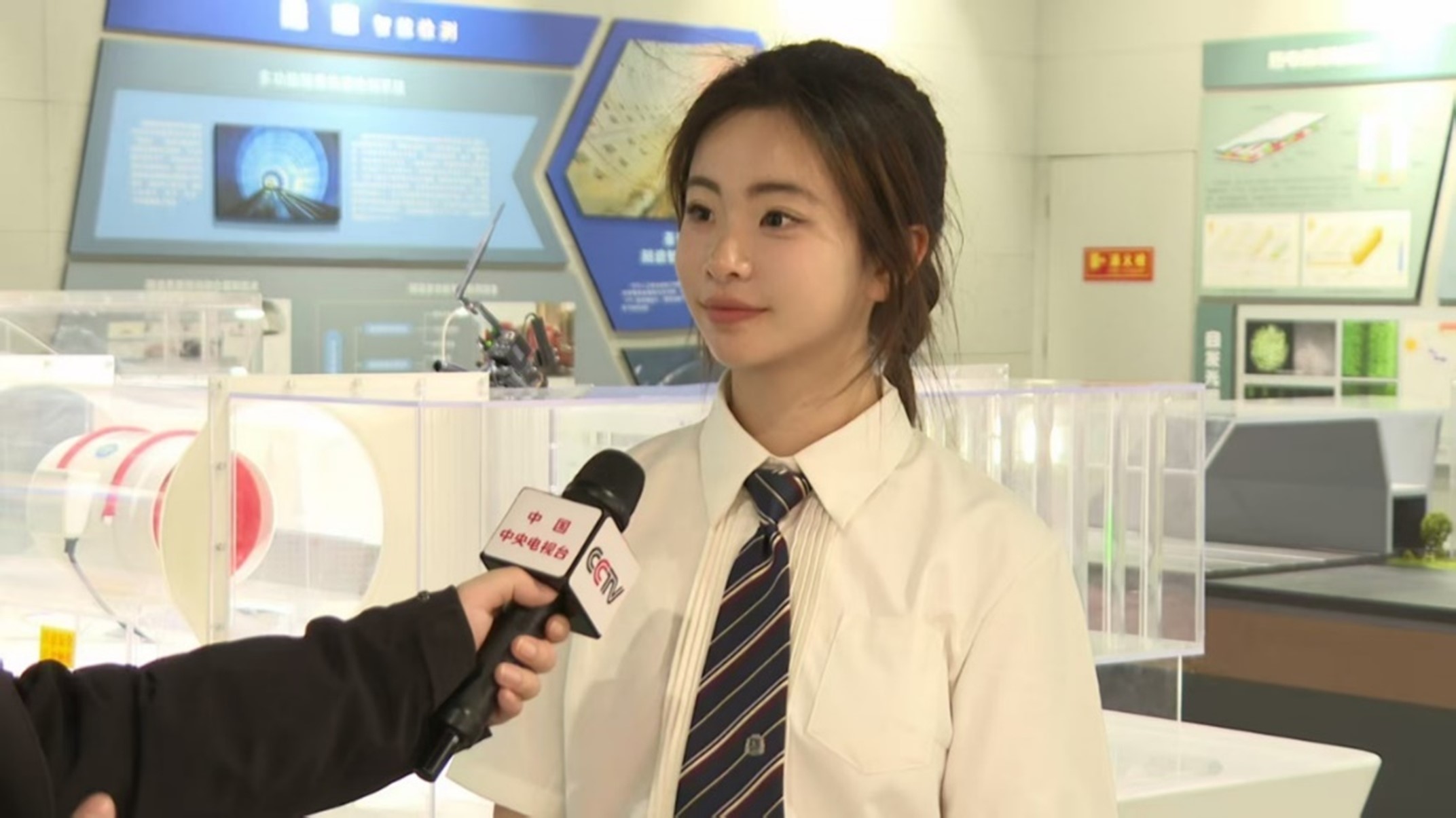 CCTV 报道占位图